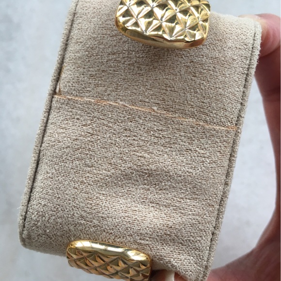 Gossip Gold Watch - Picture 3 of 4